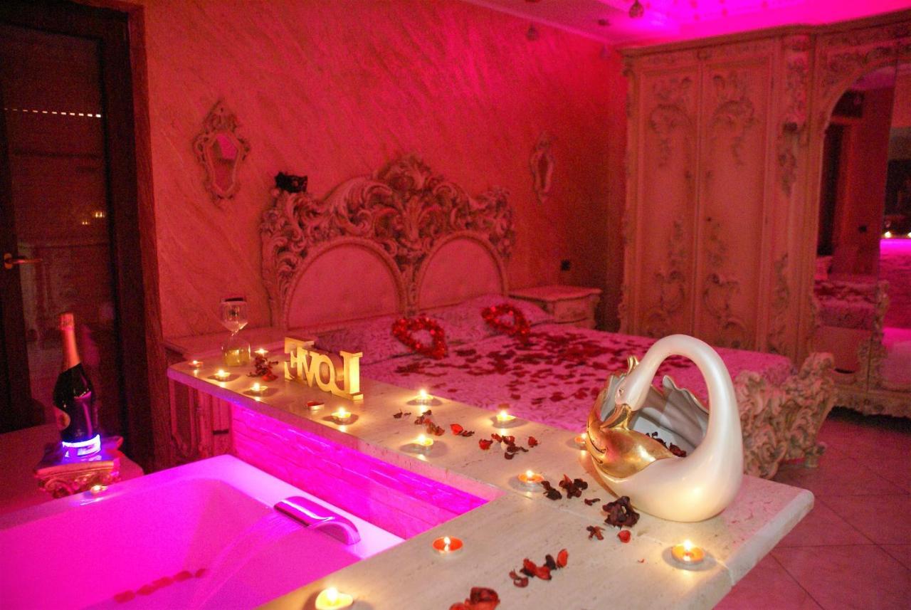 Gold Luxury Suite Home Roma Ngoại thất bức ảnh